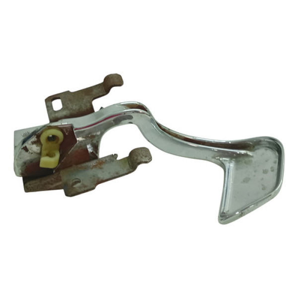 Maçaneta Interna Porta Traseira Esquerda Gm S10 2010 Cromado Traseira