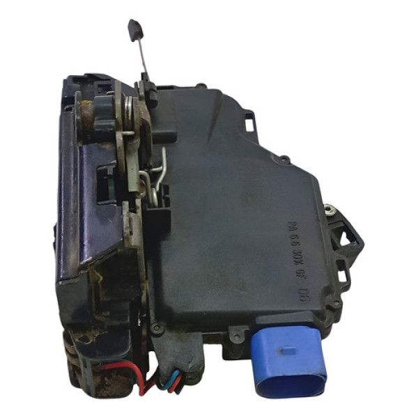 Fechadura Porta Dianteira Direita Vw Golf 2000 01 02 03 04