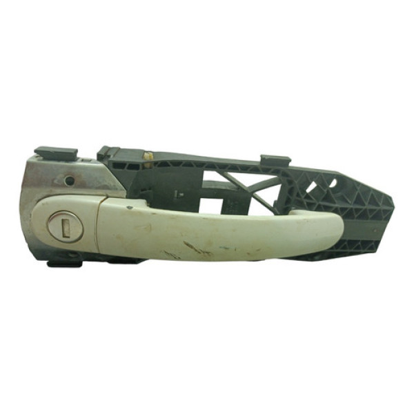 Maçaneta Puxador Externa Dianteira Esquerda Vw Jetta 2014 Dianteira