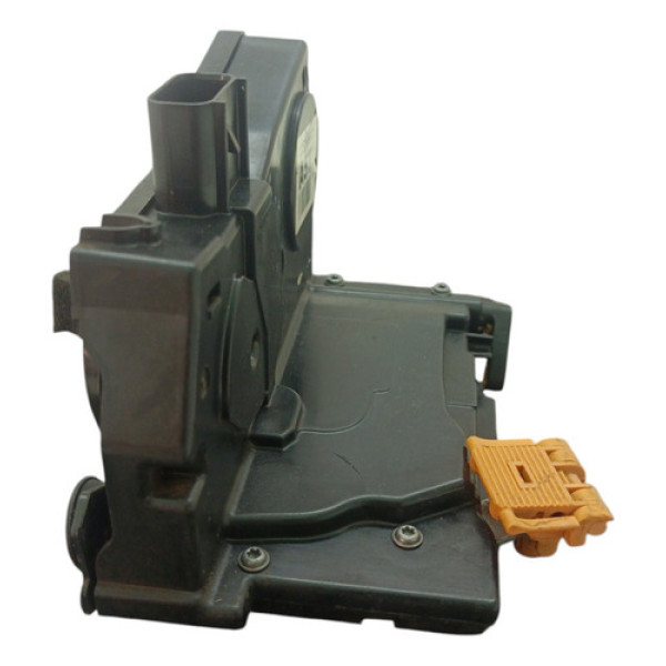 Fechadura Porta Dianteira Esquerda Gm Onix 2017 13518380